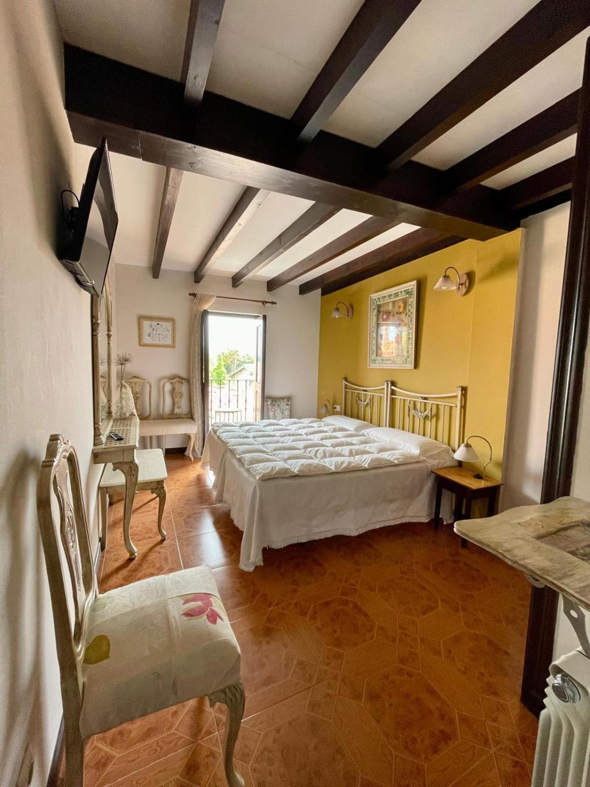 Posada Rural La Pena Casares Ла-Ревилья Экстерьер фото