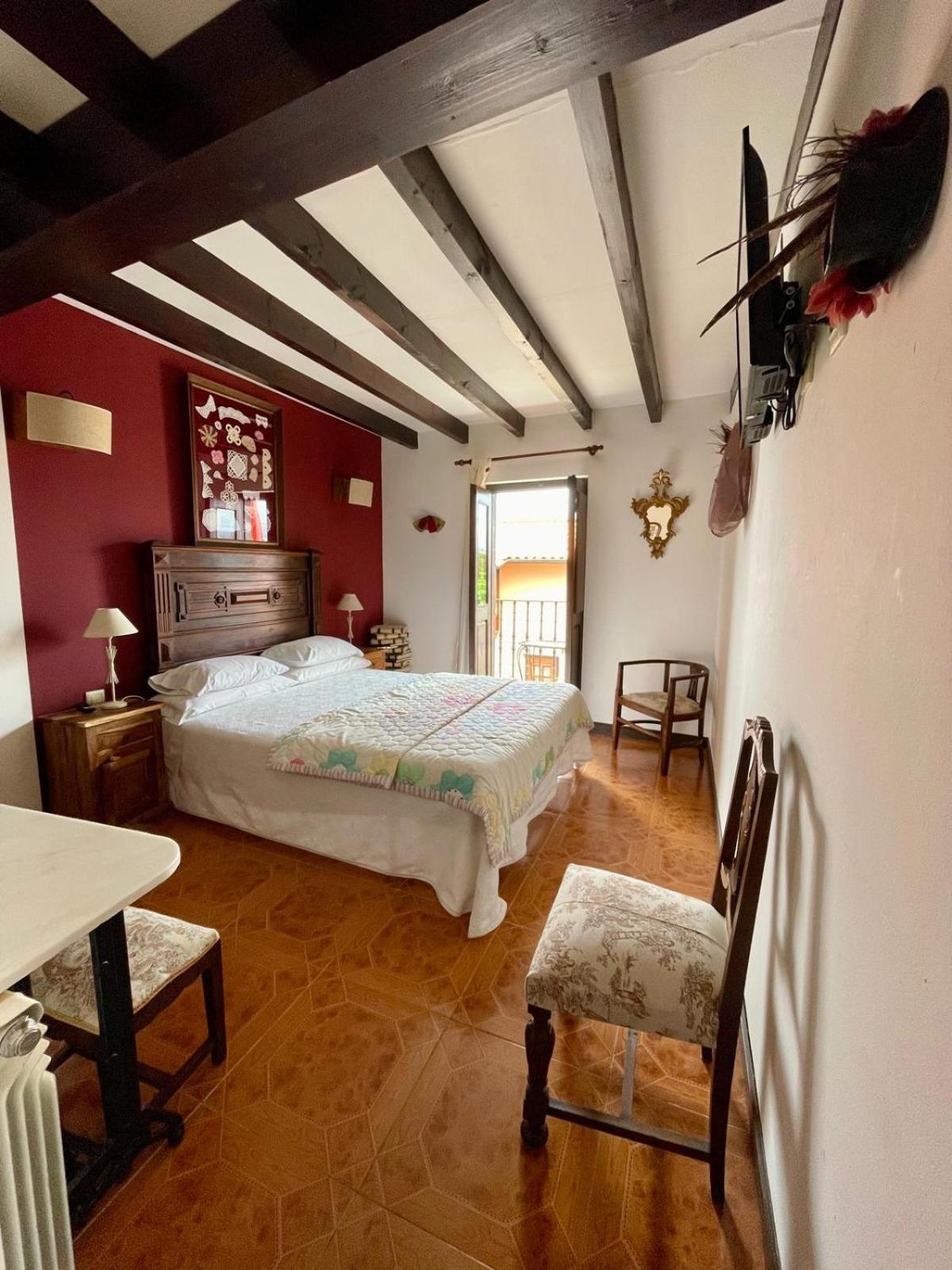 Posada Rural La Pena Casares Ла-Ревилья Экстерьер фото