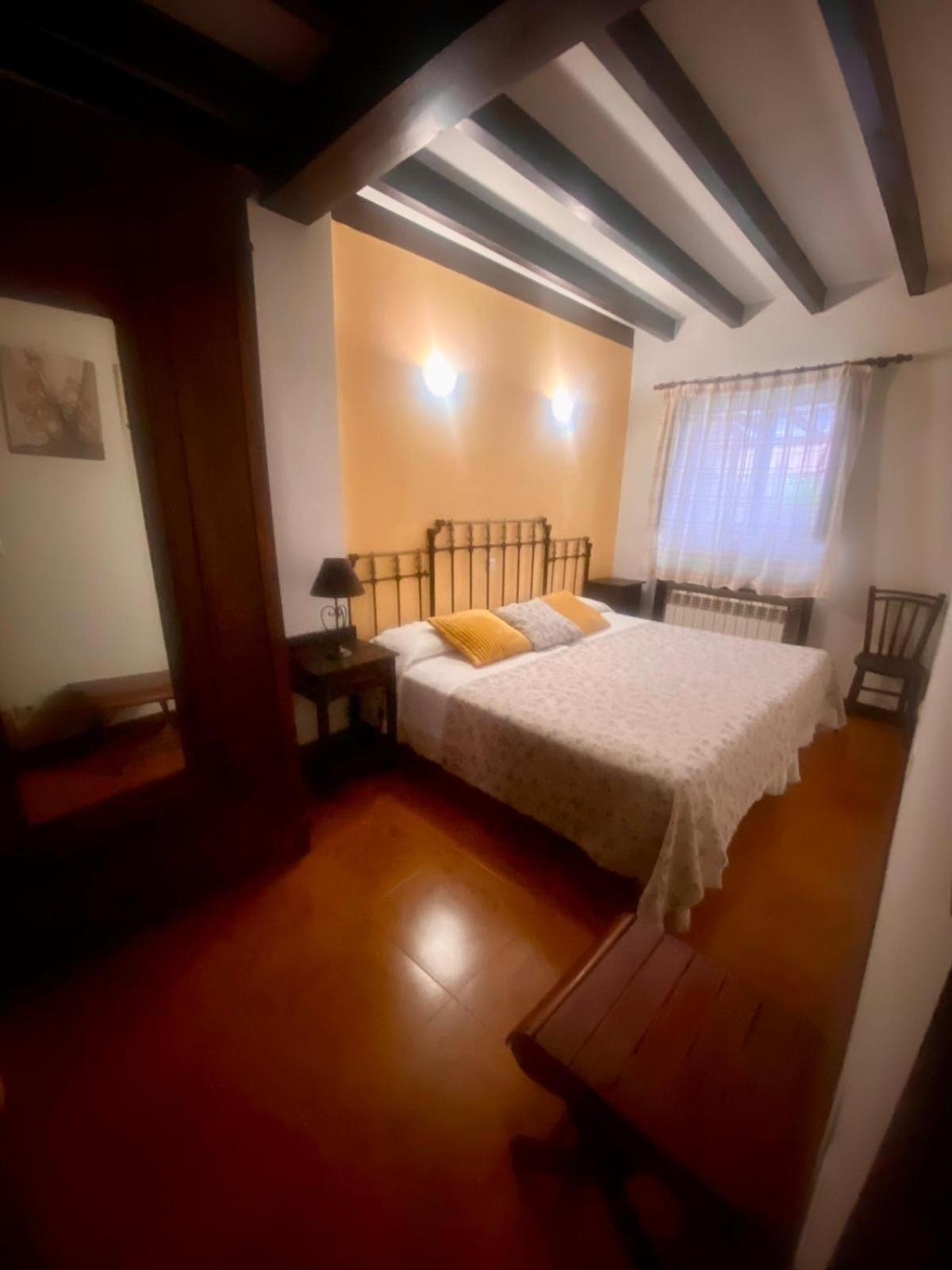 Posada Rural La Pena Casares Ла-Ревилья Экстерьер фото