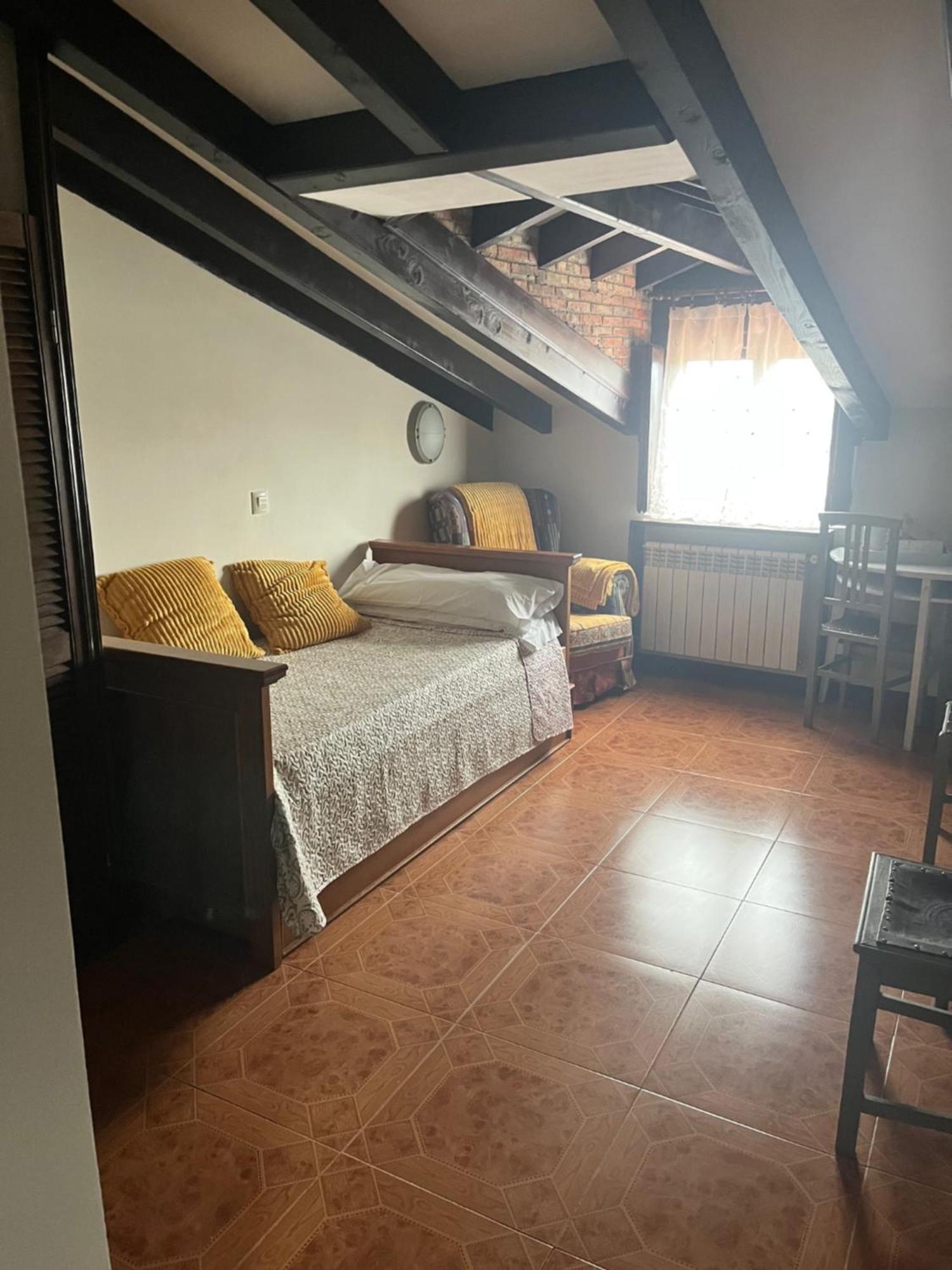 Posada Rural La Pena Casares Ла-Ревилья Экстерьер фото